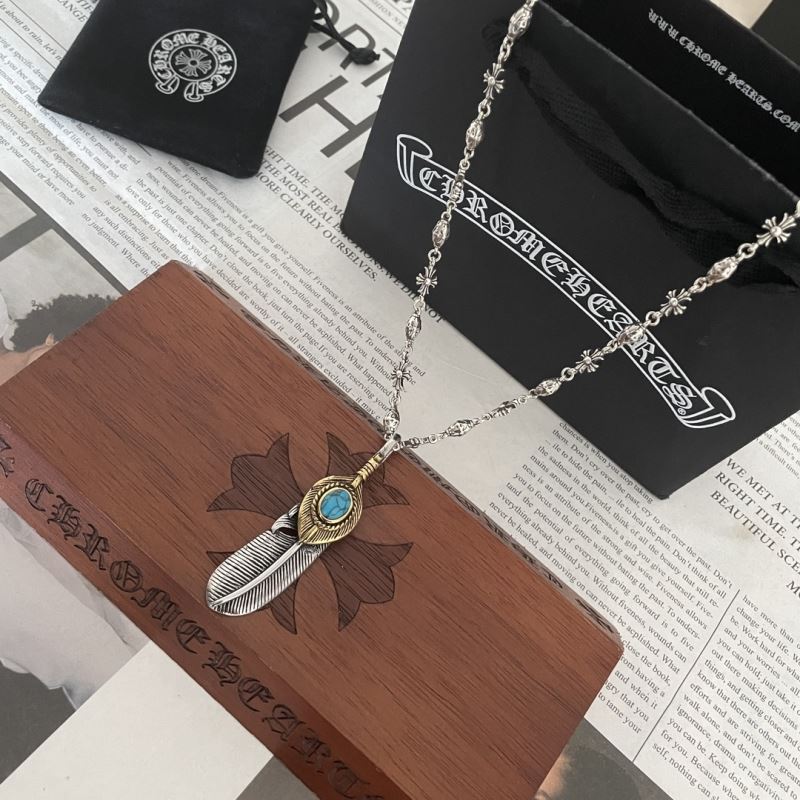 Ch**me He**ts necklaces